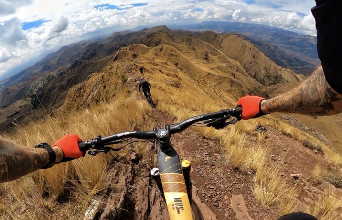 Mountain bikers view Peru